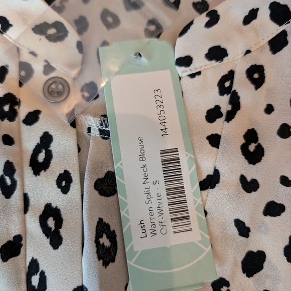 Lush Black and Off White Cheetah Print Blouse - Picture 3 of 4
